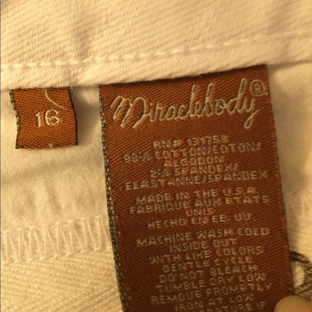 Jeans - Picture 2 of 3
